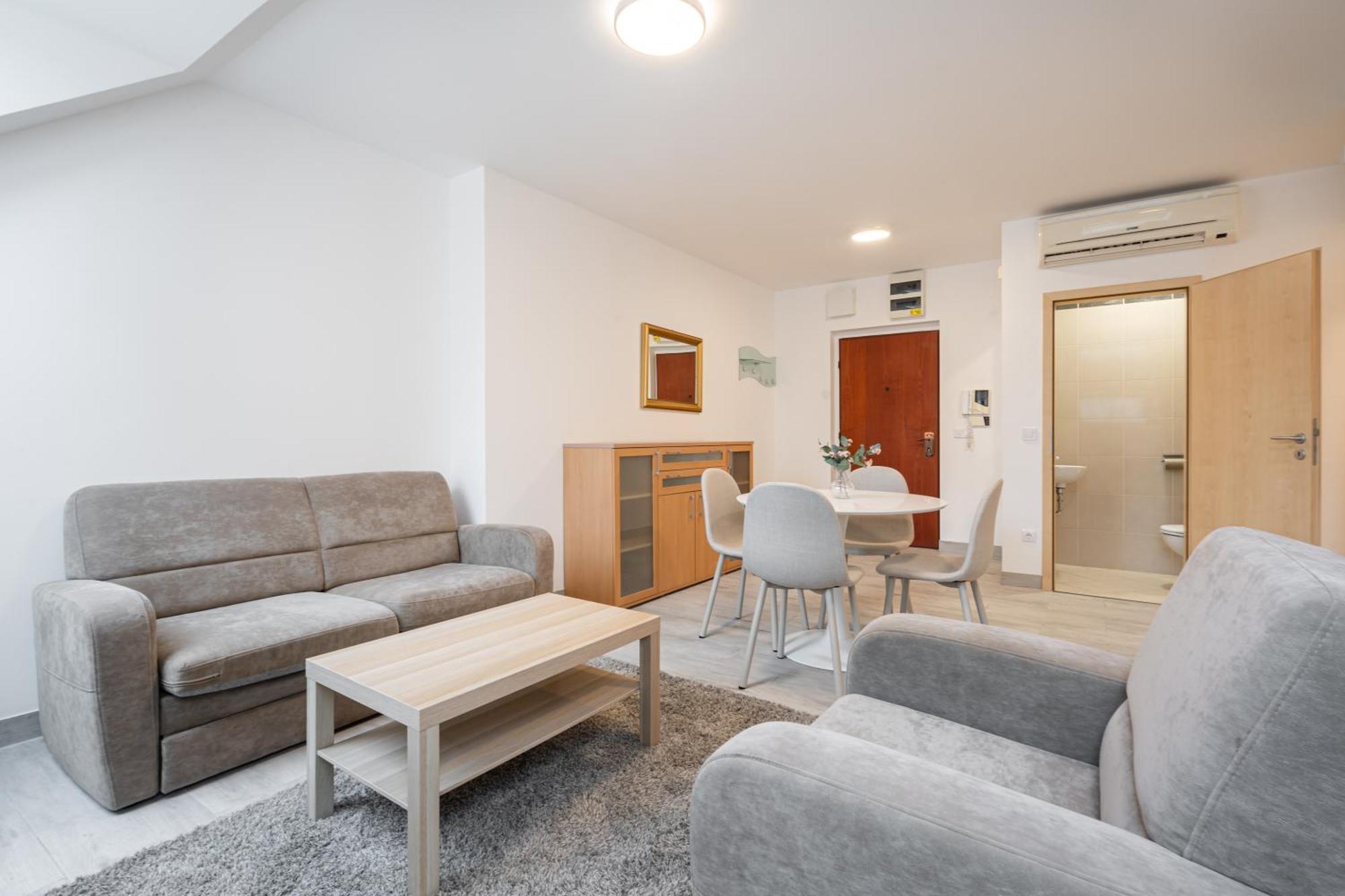 D16 - Gozsdu Garden - Location By Bqa Apartamento *