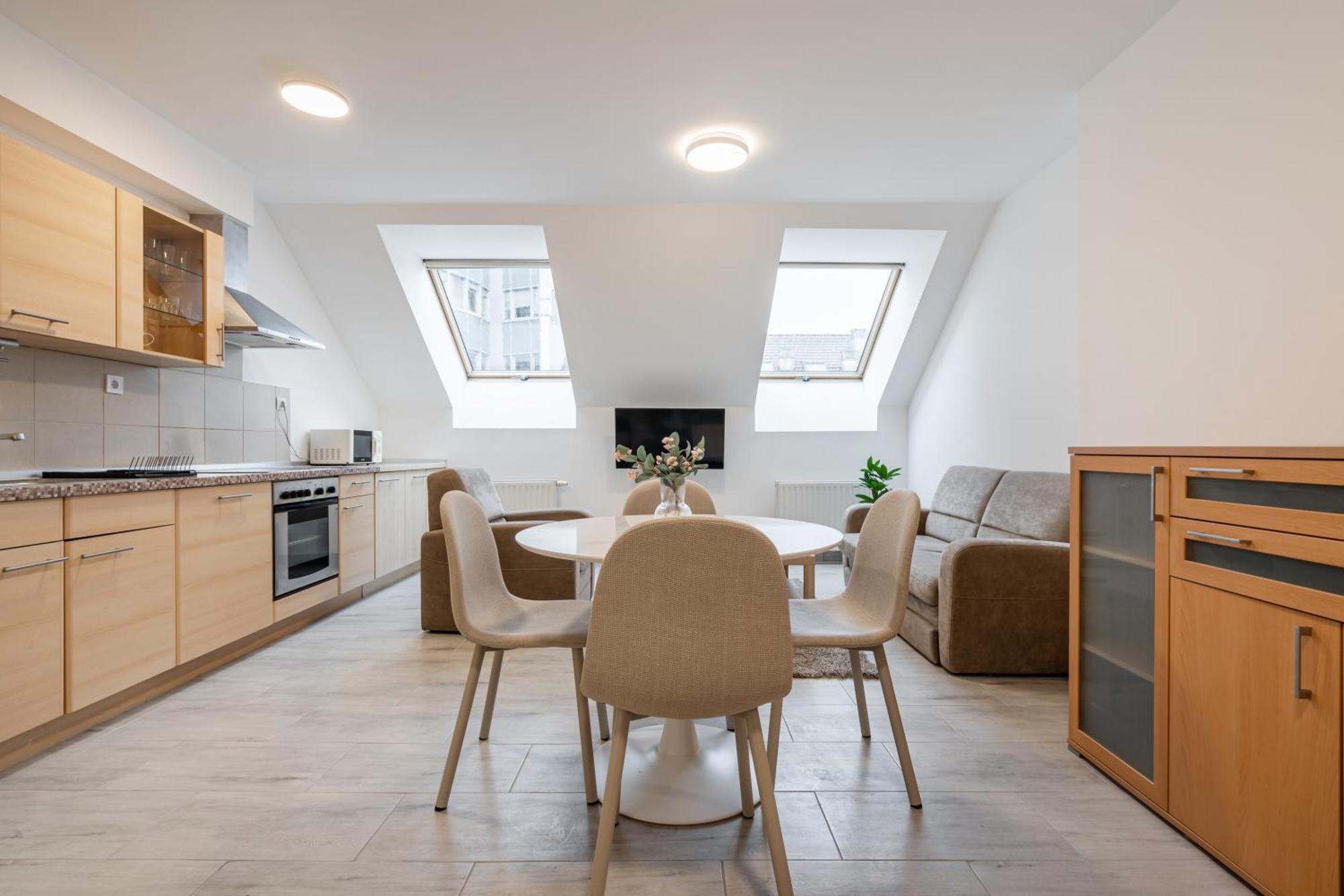 Apartamento D16 - Gozsdu Garden - Location By Bqa Budapest