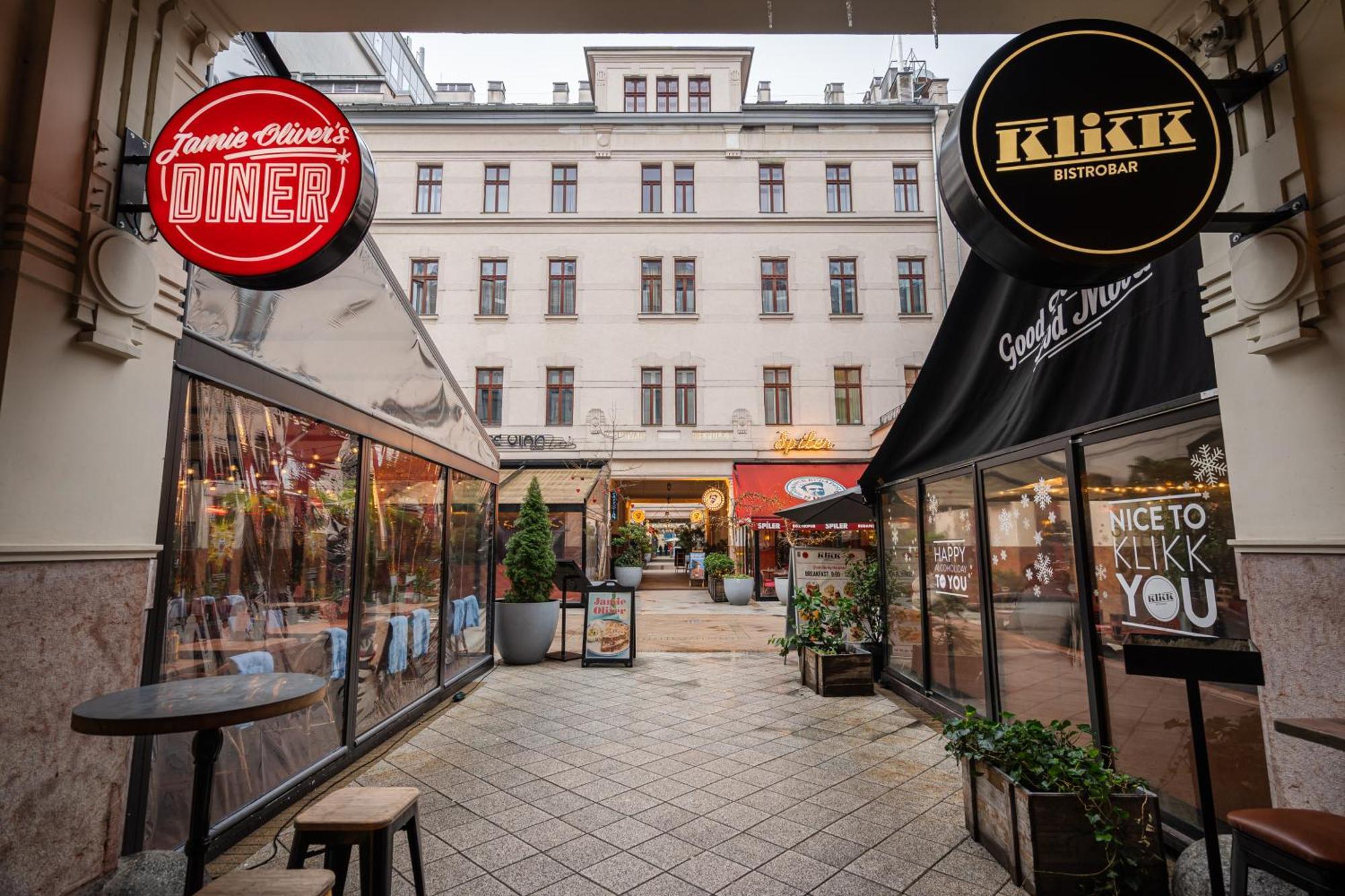 D16 - Gozsdu Garden - Location By Bqa Apartamento Budapest